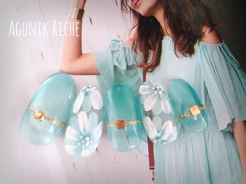 アグニークリッシェ(Agunik Riche)/【フラワーネイル】