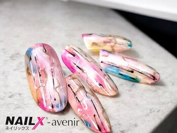 ネイリックス アヴェニール(NAILX avenir)/カラフルタイダイ風