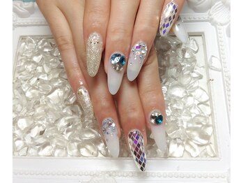 ネイリュー(naiLiu)/スカルプ落ち込みデザイン