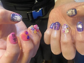 ニケ(Nik)/痛ネイル2本＋アート02