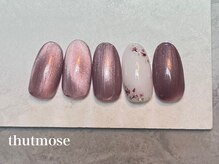 トトメス(thutmose)/フラワーネイル