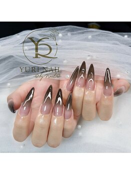 ユリナリタ(YuRi Narita)/