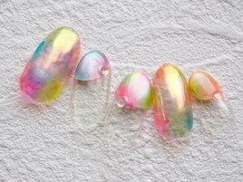 ちゅるんとオーロラネイル