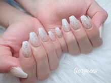 奥行きアクセサリーネイル