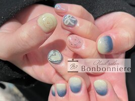 アシンメトリーニュアンスネイル