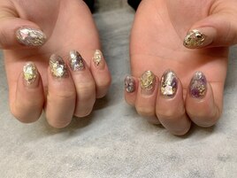 キラキラニュアンスネイル