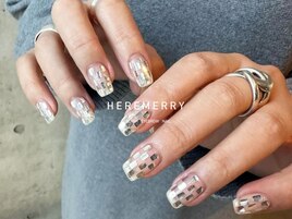 キラッとした光の反射が目を惹く