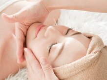 ディオーネ 岸和田店(Dione)/フェイシャルマッサージ