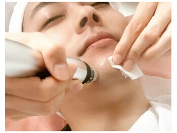 センガン(SENGAN)の写真/メンズ特有の皮脂・毛穴汚れを徹底オフ!清潔感UP【毛穴洗浄/ディープクレンジング¥7150】ニキビケアにも◎