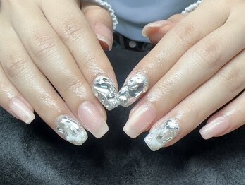 アモールビューティー 新宿店(Amor Beauty)/マグネット 埋め尽く4本ネイル