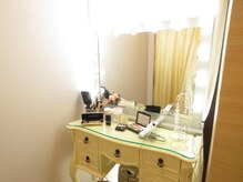 ハリウッドミラー(Hollywood mirror)/内観