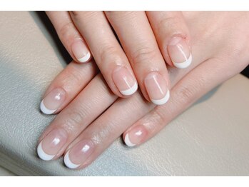 マルニ コトブキ(MARUNI KOTOBUKI)/フレンチネイル