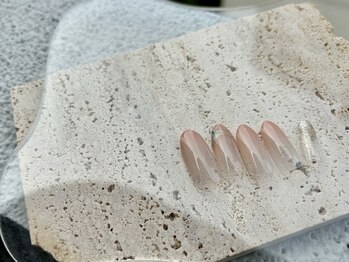 テテネイル(tete.nail)/さりげないプッチフレンチ×マグ