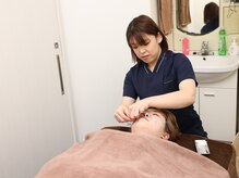 フレッシュ(Fresh)/個室での美容鍼