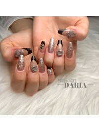 大人ギャル/黒フレンチ