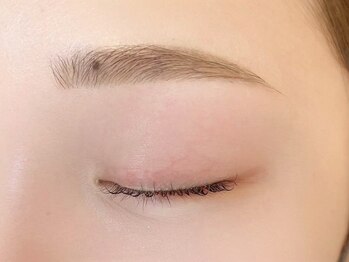 シロン(Cilon.)の写真/一人一人の骨格に合わせたサロンクオリティの美眉スタイリングで、今日からあなたも垢抜けた目元美人に＊