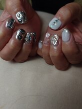 ネイルズ アメリ(Nails amelie)/ギラギラネイル♪