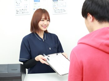 京成臼井駅前ひまわり整骨院/☆優しいスタッフがお出迎え☆
