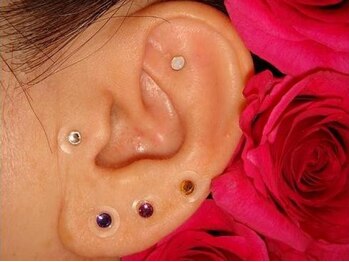 ドクター ヴィーナス/大人気♪スワロフスキー耳つぼ