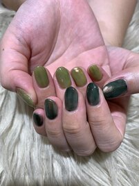 ニュアンスグリーン