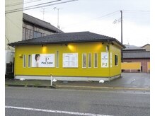 パインキュート(Pine Cute)の雰囲気（美容室店舗内にございます！）