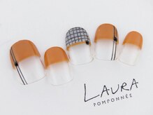 ローラポンポニー(Laura pomponnee)/