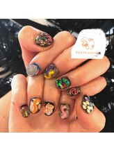 ピピランチェ(PIPIRANCHE)/ゴテゴテ個性派ネイル