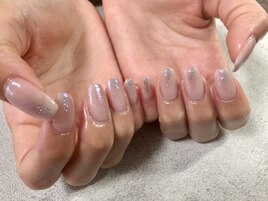 大人オーロラネイル／上品ネイル