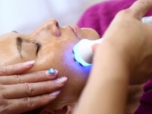 ループ(Loop)/1人ひとりの肌質に合わせた施術