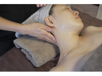 レア(Lea)/オールハンドのリンパマッサージ