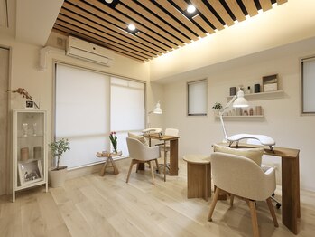 イーチ 烏丸御池(each)/