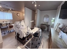 シェリ ネイル(Cherie Nail)の雰囲気(完全個室のリクライニングソファでくつろぎながらお過ごし下さい)