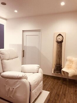 ラ ボーテ ド シル(La beaute de cil)/店内・まつ毛メニューチェアー