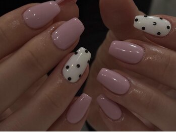 アイネイルズ 渋谷店(I nails)/【Karin.m】ピンクドット