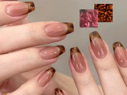 ビジューネイル(bijou nail)の写真