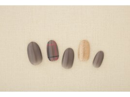 ナチュラルチェックネイル