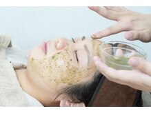 リヴェルテ(LIVERTE)/ハーブピーリング施術行程