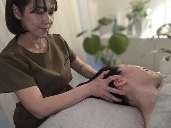 サロンドカラン(Salon de Calin)/耳まわりもしっかりマッサージ