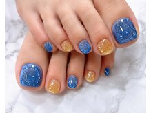 ギミック(Gimick)の雰囲気（ふと見た足元でモチベーション上げるフットネイルもケアオフ込み）
