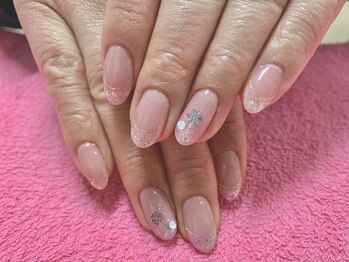 ゲンネイル(gen Nail)/雪の結晶×オーロラフレンチ☆