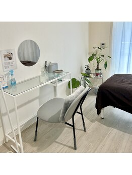 ルポアミ 代々木上原(REPOS AMI)/カウンセリングも広々空間