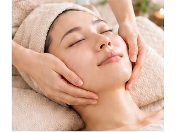 aroma salon Luna【アロマサロンルナ】の写真/【国産オーガニック・肌質改善】一人一人の肌に合わせた「BIOLAB化粧品」で、理想のフェイシャルケアを♪