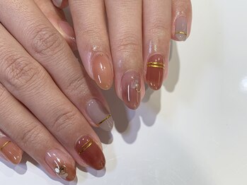 ウノプリール 梅田HARBIS PLAZA(uno pulir)/【ニュアンスネイル】