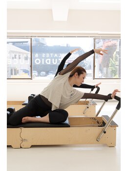 スタジオルーチェ(STUDIO LUCE)/グループピラティスレッスン