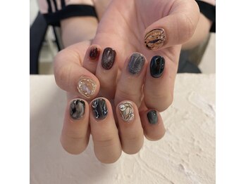 グランベイル ネイルルーム(nail room)/