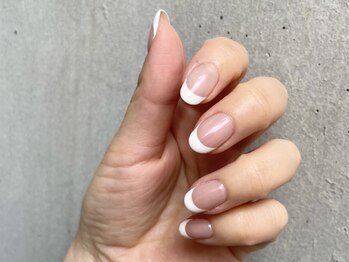 アミティー(amity)の写真/【初回オフ&Wケア付】さりげない仕草に艶めきを加えて、大人上品な美しい指先へ☆