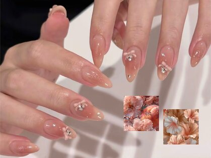 ビジューネイル(bijou nail)の写真