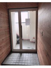 グッドアール(goodR)/1階中扉