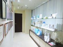 物販商品も充実！サロン専売品でおうちでのケアをより効果的にサポート♪