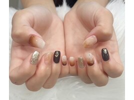 ニュアンスネイル